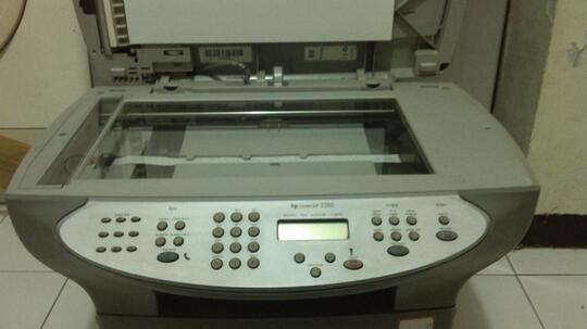 Terjual Printer LaserJet Multifungsi HP 