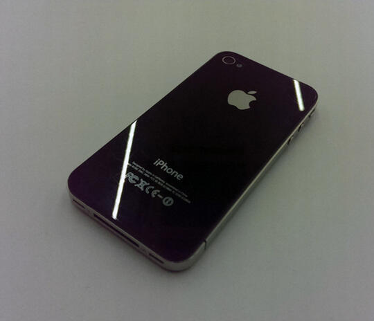 apple iPhone 4G GSM Black 16GB | Bonus Case + Stylus