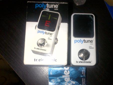 line6 fm4, tce polytune mini, hk tubeman, ditto looper full set