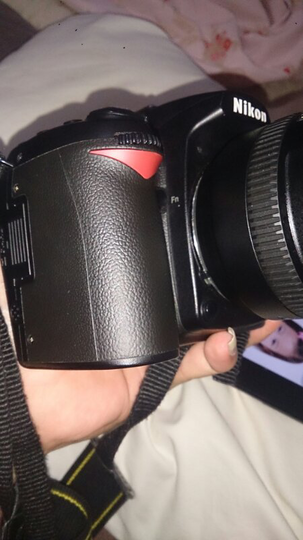 NIKON D90 Lensa 18-200 MURAH BANDUNG
