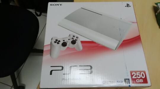 ps3 / playstation 3 superslim 250gb ode
