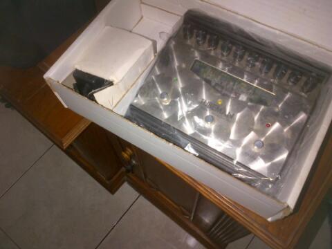 line6 fm4, tce polytune mini, hk tubeman, ditto looper full set