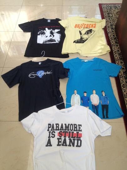 kaos Band official Paramore , Weezer 