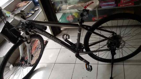 Sepeda Gunung Polygon Heist 