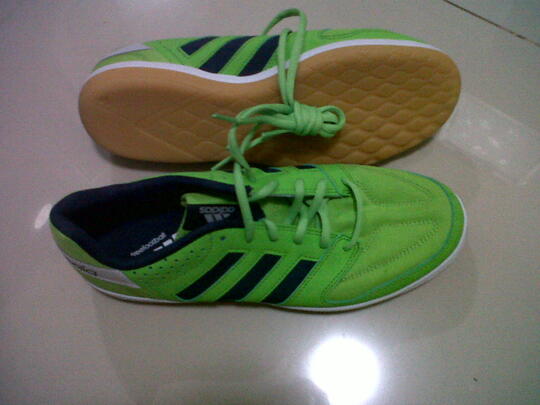 Terjual Adidas Janeirinha sala futsal original | KASKUS