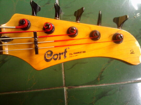 Bass Cort GB45 5string made in korea