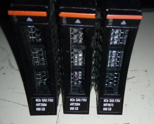 IBM SAS & SATA 2.5" ( 300GB, 500GB, 600GB, 900GB, 1.2TB )