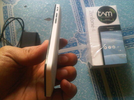 asus zenfone 4 muluss