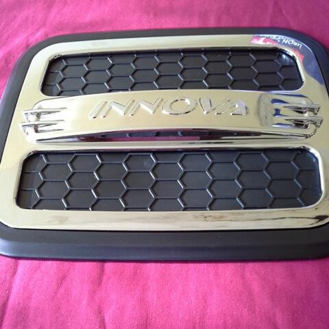 ACC/VARIASI/MOBIL/STIR/STEER/HEADREST/TANKCOVER/VELG/SHIFT/KNOB/AIRCAP/EMBLEM