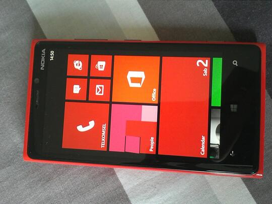 Nokia Lumia 920 Red - Pembelian 16 Juli 2014 (GARANSI NOKIA / ERAFONE panjang!)