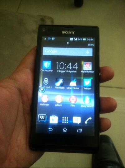 Sony Experia L