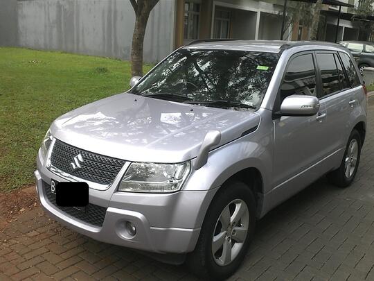 Suzuki Grand Vitara 2.0 Jlx AT Des 2009 (TOP Banget, KM Rendah, Keyless)