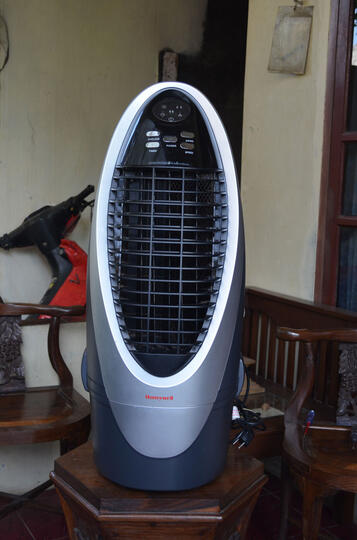 Terjual Colling Fan (Honeywell CS10XE 