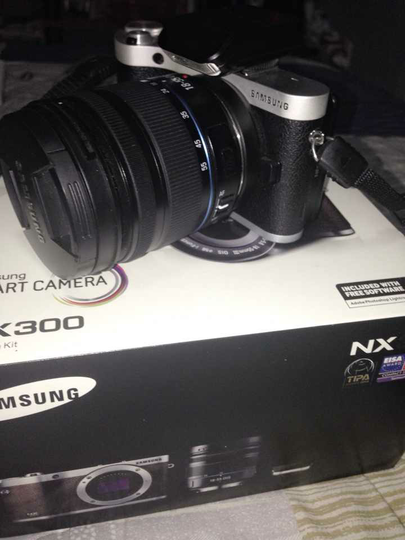 WTS SMART CAMERA SAMSUNG NX 300 (CARI KAMERA DSLR)