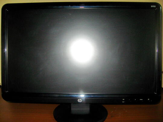 Murah - Monitor LCD HP (Hewlett-Packard 