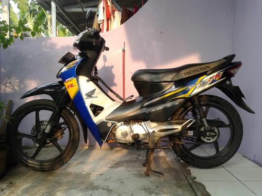 Terjual Supra Fit R Biru Putih Kaskus