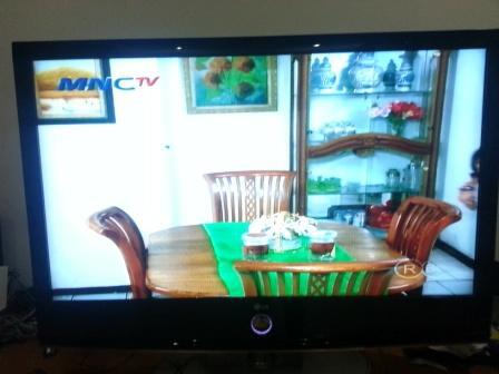 Terjual Jual Cepat LG 42LH70YR LCD TV 