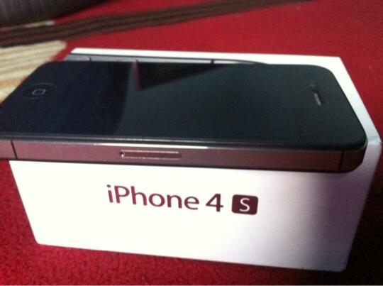 Iphone 4S 32GB warnah Hitam Malang Kota