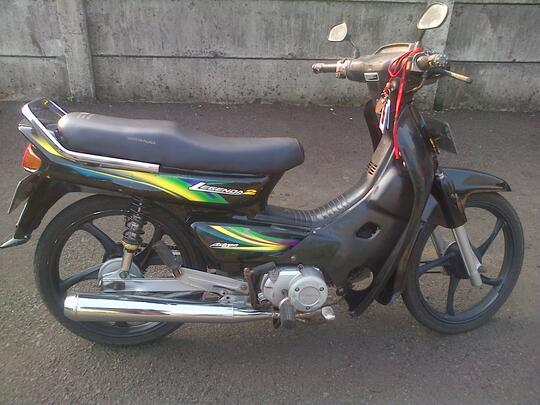Dijual murah motor Honda Legenda 2