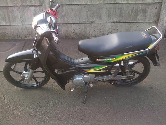 Dijual murah motor Honda Legenda 2
