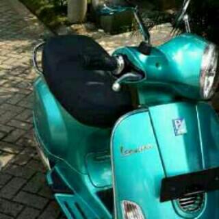 Terjual Jual Vespa LX 150 sv ie warna Hijau Tosca barang 