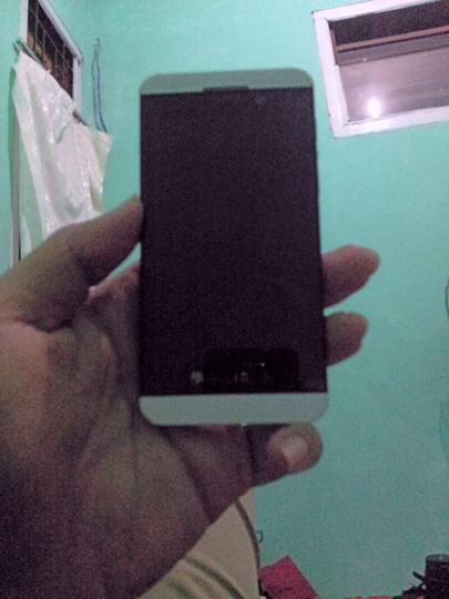 Jual / Barter Z10 putih fullset