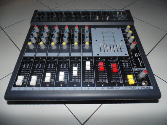 Terjual ~KIT SPEAKER AKTIF DAN PART ELEKTRONIK AUDIO~  KASKUS