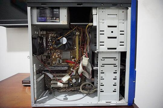 CPU Core2duo E4400 Asus P5vd2x Nvidia GT210 Komputer Murah