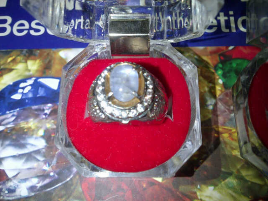 Sapphire, Batu Permata