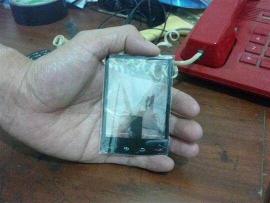 Touchscreen ODYN 2 atau Blackberru 9550
