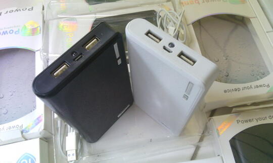powerbank dompet / wallet 20000 mah, habiskan stok. cekidut gan.