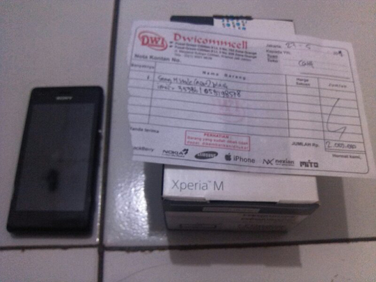 Xperia M Single Black (Depok)