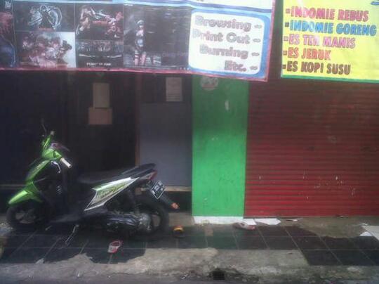 dijual 2 kios di daerah pondok kelapa lampiri jakarta timur