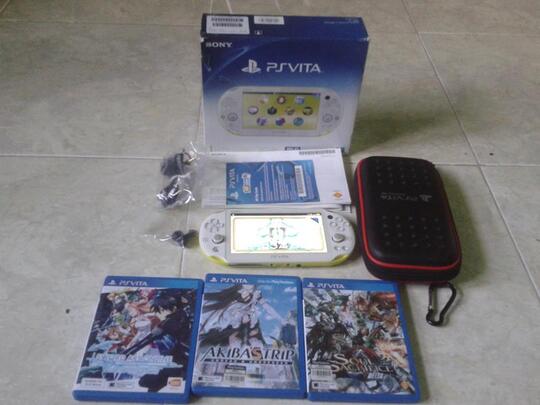 WTS PS VITA SLIM PCH-2006 8GB COD JOGJA ONLY