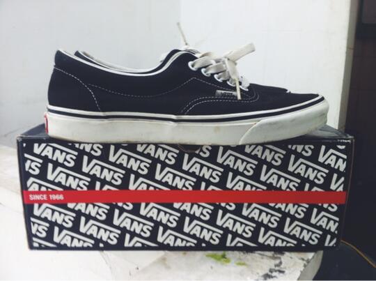 vans era kw