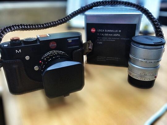 For Sale : Lensa Leica M Summilux 50mm/f1.4 ASPH - MINT Condition!