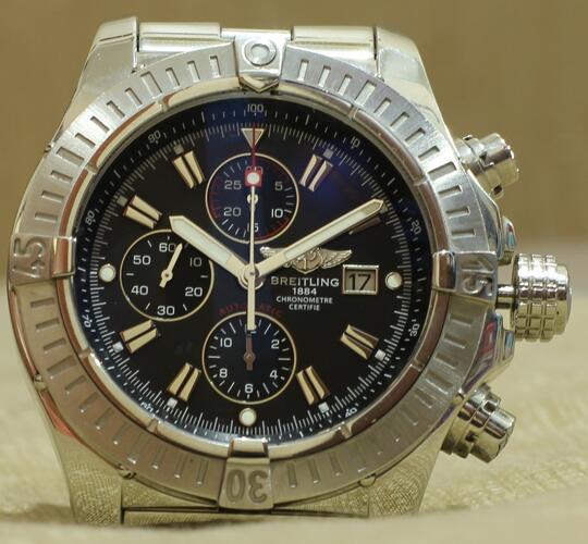 Terjual Breitling Super Avenger A13370 Black Dial | KASKUS