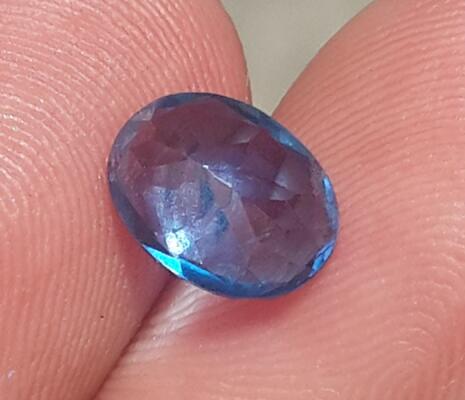 LELANG KERIKIL PT 97 (ROUGH SAFIR, SWISS BLUE TOPAZ, TAPAK JALAK, DLL)
