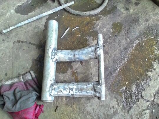 undur2/engine mounting scoopy beat vario dan yg lainnya