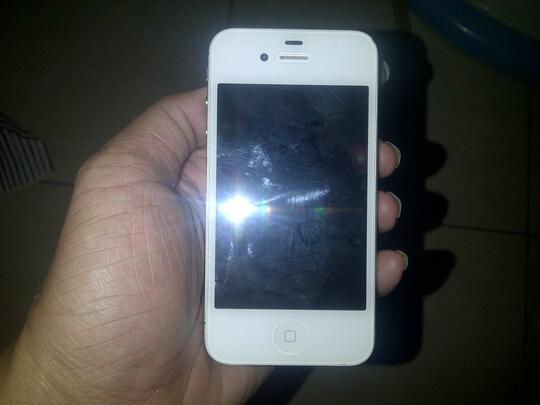 Iphone 4s 16gb 2nd Yogya