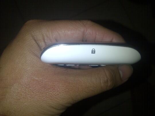 BB 9790 Belagio 2nd white and black Yogya