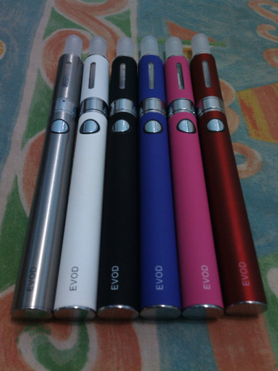 Personal Vaporizer / Vaping / Vapor Evod Pack 1100 mAh / Ejuice / Eliquid 30ml