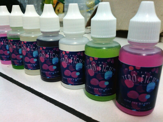 Personal Vaporizer / Vaping / Vapor Evod Pack 1100 mAh / Ejuice / Eliquid 30ml