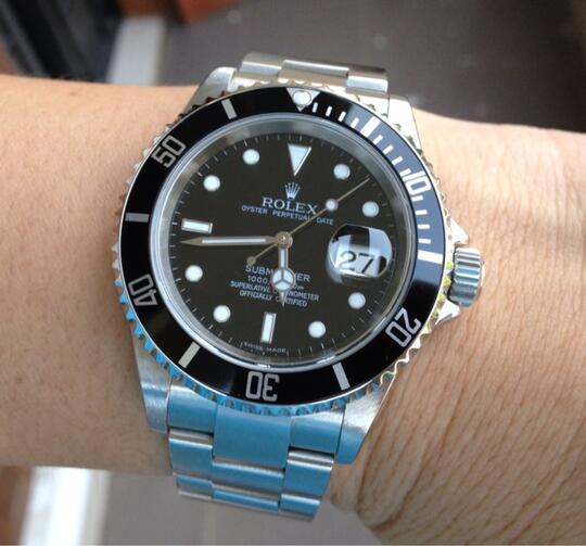 Terjual ORIGINAL ROLEX SUBMARINER STAINLESS STEEL 16610 \