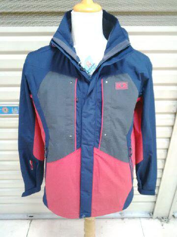 WTS Jaket Waterproof, Windproof, Breathable, Hoodie bisa dilepas, full seam sealed
