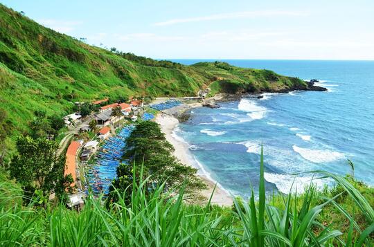 Pantai Menganti Si Cantik Dari Kebumen Ensiklopedia Indonesia