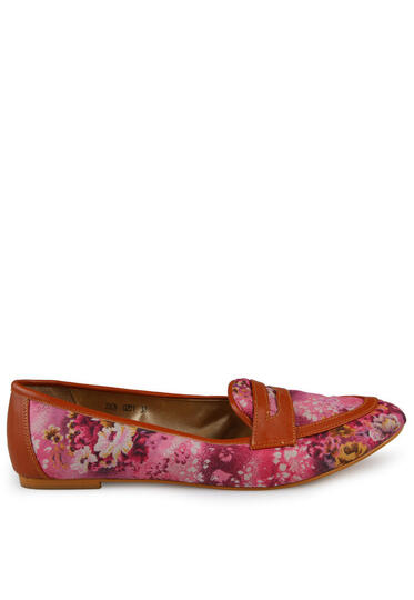 Sepatu Wanita, Lari & Casual : Calliope, League, HomyPro, Ruby, Tolliver