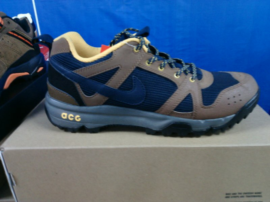 Nike adventure clearance