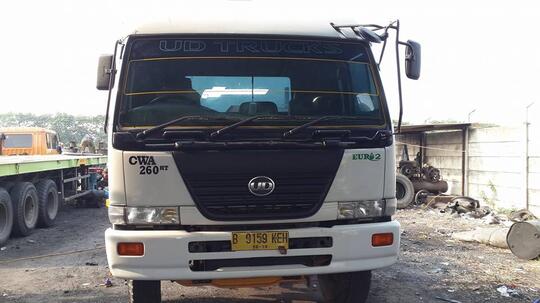 WTS: Nissan UD Trucks CWA 260HT 6x4 2013