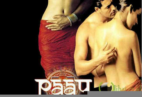 8 Poster Film Bollywood Paling HOT